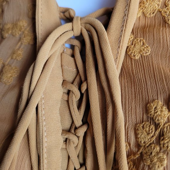 Mustard Yellow Flowery Sleeveless Top Size 0 (XS) - Picture 4 of 11